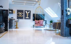 Exquisites Loft mit Whirlpool